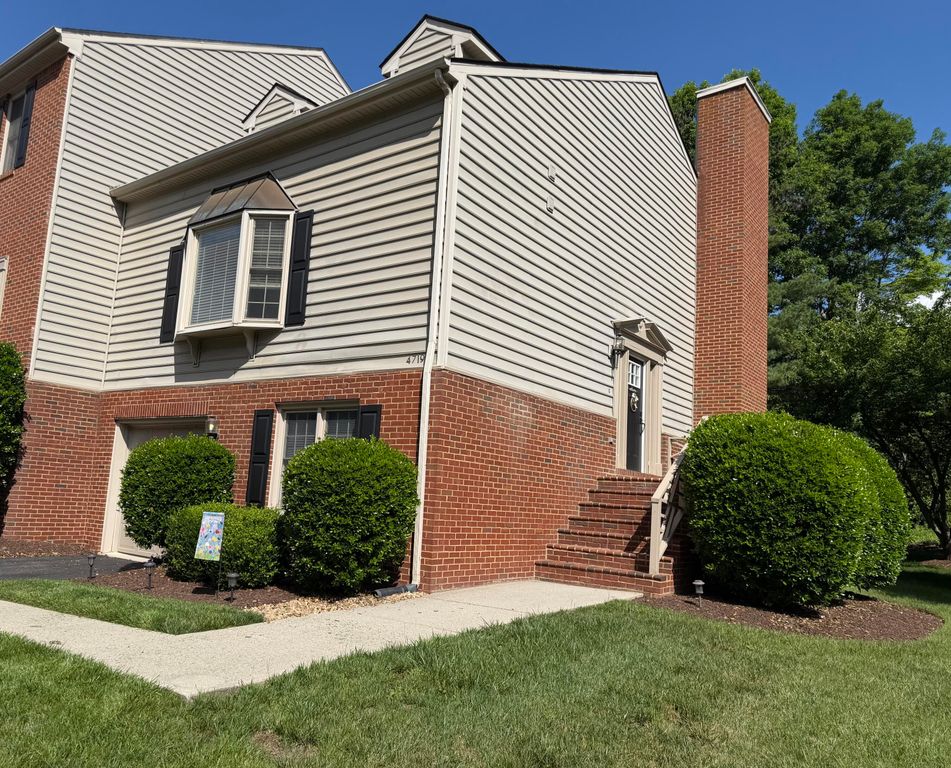 4719 Wembley PL SW, Roanoke, VA 24018