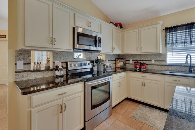 592 BLUE PARK ROAD, Orange City, FL 32763