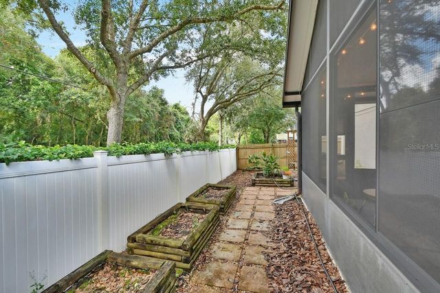 592 BLUE PARK ROAD, Orange City, FL 32763