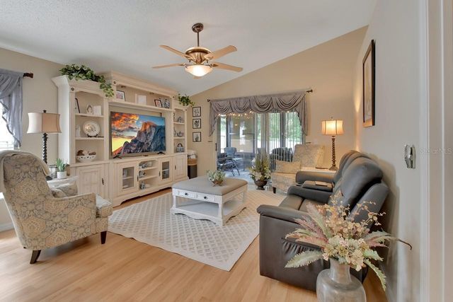 592 BLUE PARK ROAD, Orange City, FL 32763