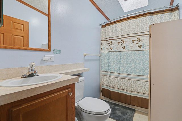 4827 W Paradise Road W, Battle Creek, MI 49015