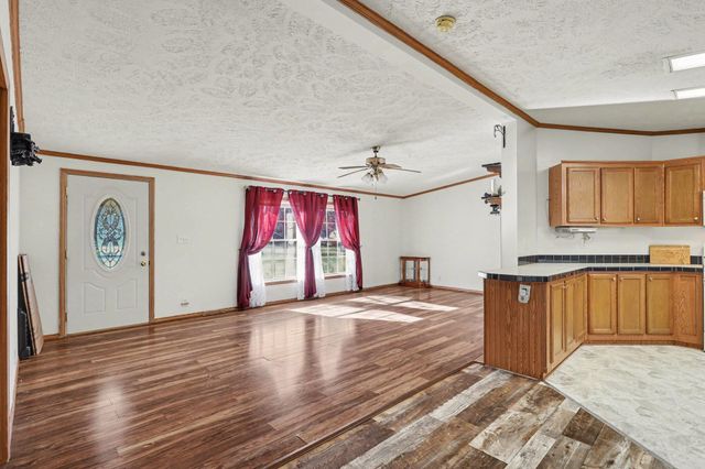 4827 W Paradise Road W, Battle Creek, MI 49015