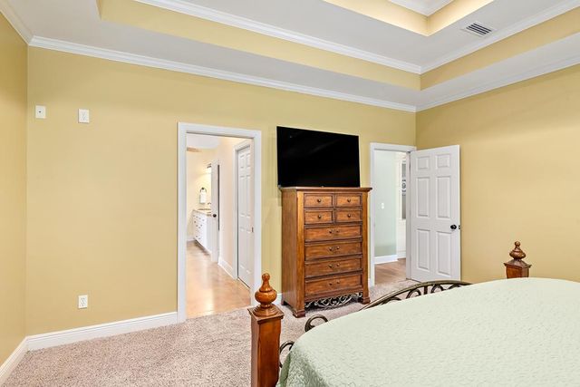 102 New Bedford Street, Dothan, AL 36305