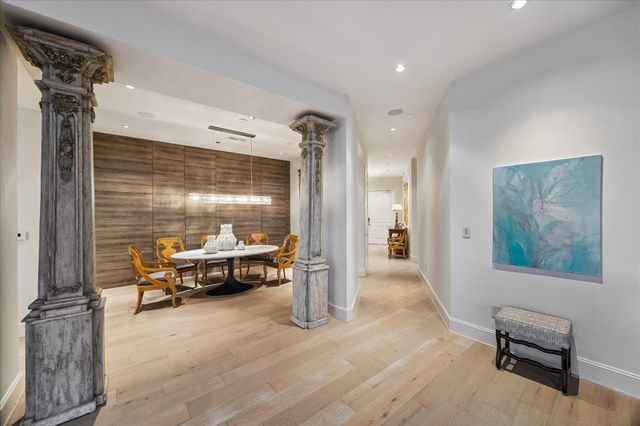 1409 Post Oak Boulevard 2202, Houston, TX 77056