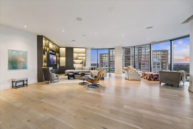 1409 Post Oak Boulevard 2202, Houston, TX 77056