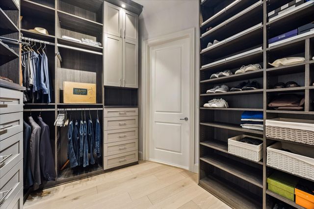 1409 Post Oak Boulevard 2202, Houston, TX 77056