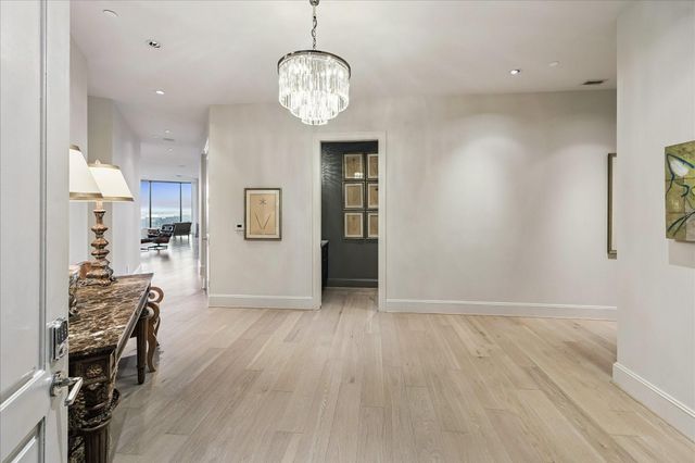 1409 Post Oak Boulevard 2202, Houston, TX 77056