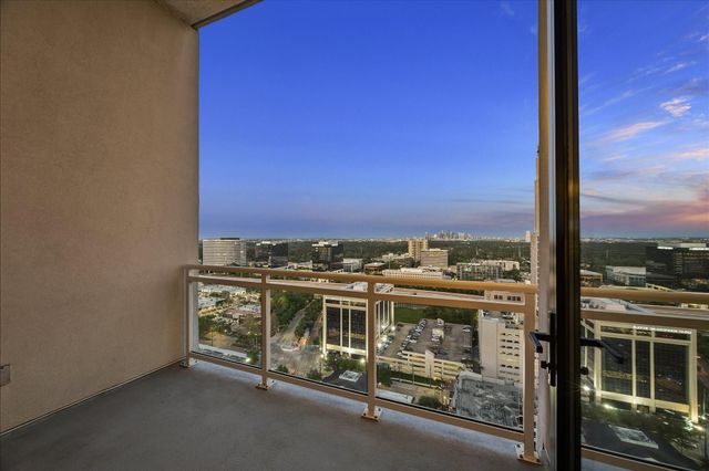 1409 Post Oak Boulevard 2202, Houston, TX 77056