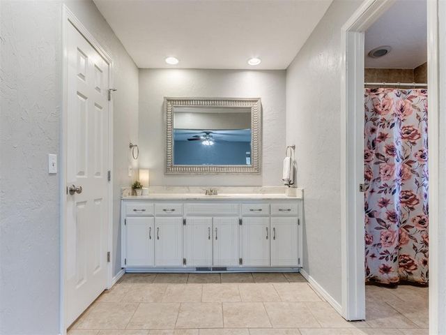 6609 Laurel Road, Oklahoma City, OK 73162