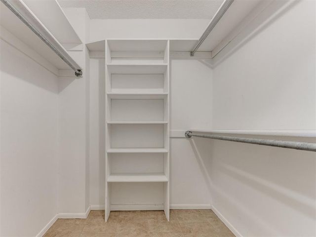 6609 Laurel Road, Oklahoma City, OK 73162