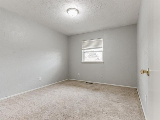 6609 Laurel Road, Oklahoma City, OK 73162