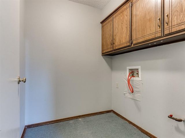 6609 Laurel Road, Oklahoma City, OK 73162