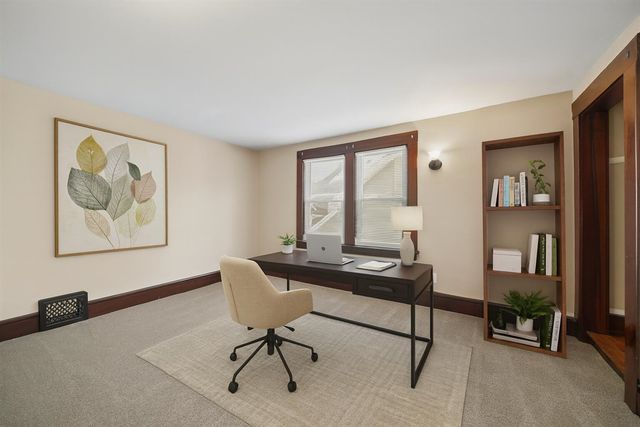 407 S West Avenue, Jackson, MI 49201