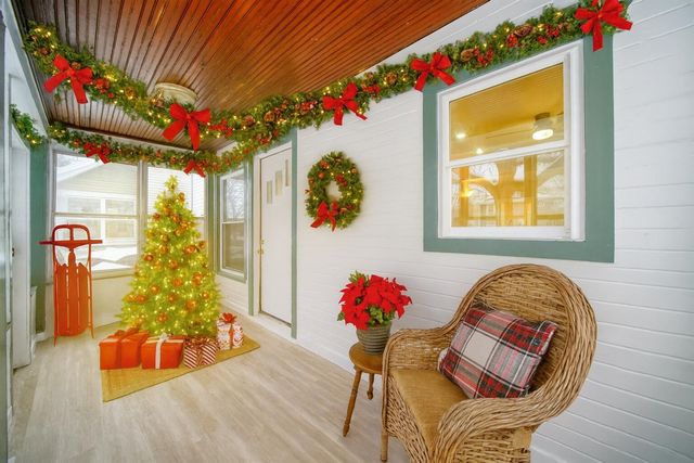 407 S West Avenue, Jackson, MI 49201