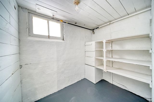 407 S West Avenue, Jackson, MI 49201