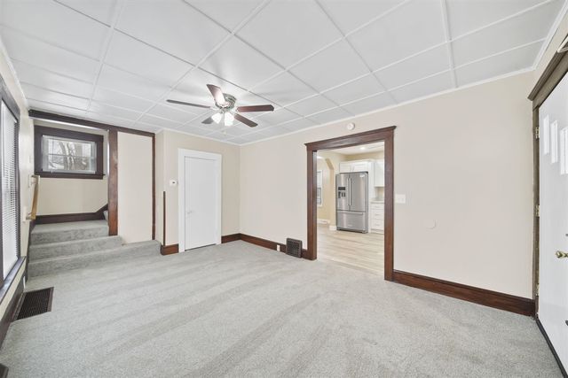 407 S West Avenue, Jackson, MI 49201