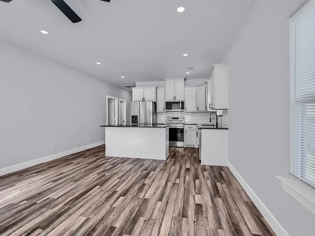 729 E Sears Street, Denison, TX 75021