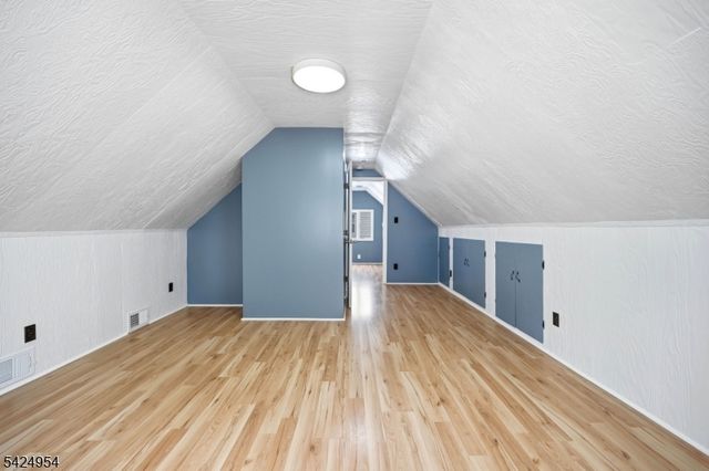 31 Ackerson Pl, Passaic City, NJ 07055