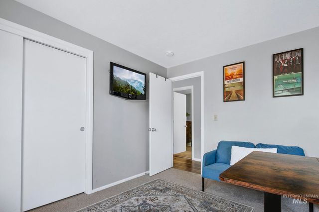 2135 N Dalton Ave, Boise, ID 83704