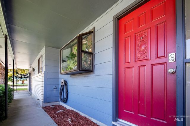 2135 N Dalton Ave, Boise, ID 83704