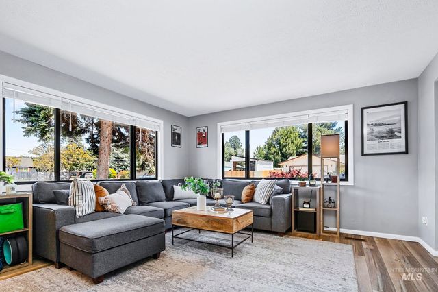 2135 N Dalton Ave, Boise, ID 83704