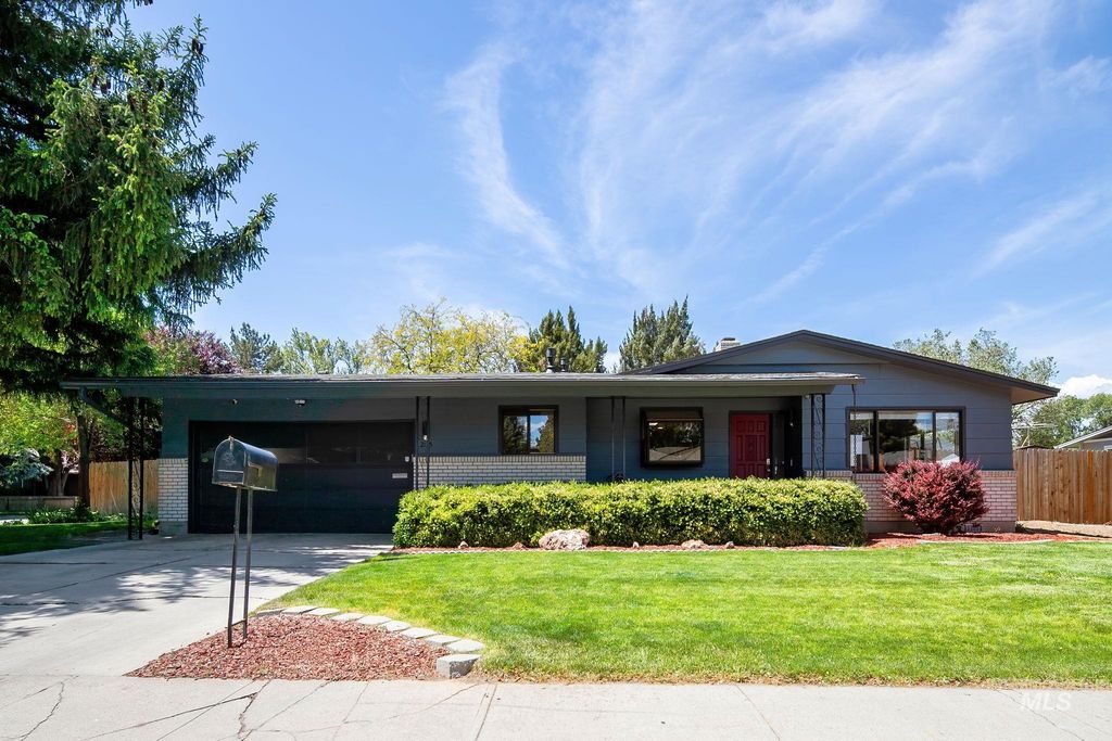 2135 N Dalton Ave, Boise, ID 83704
