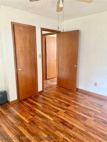 1104 Townsend Drive, Heavener, OK 74937