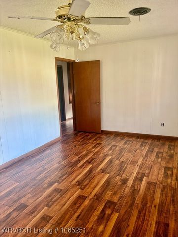 1104 Townsend Drive, Heavener, OK 74937