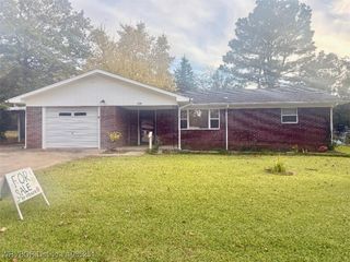 1104 Townsend Drive, Heavener, OK 74937