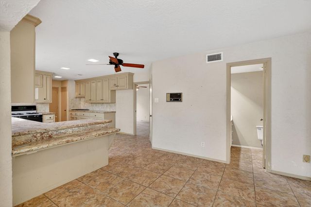 2911 Partridge Circle, Bryan, TX 77802