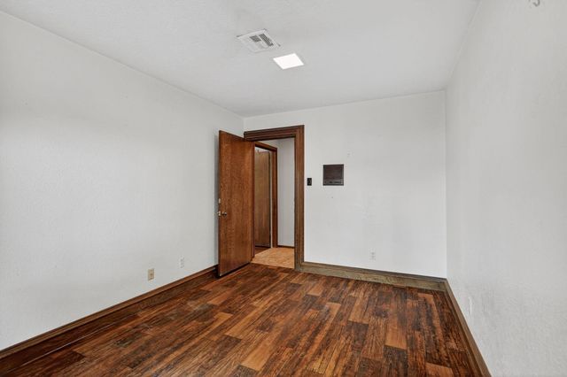 2911 Partridge Circle, Bryan, TX 77802