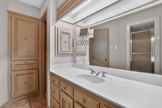 2911 Partridge Circle, Bryan, TX 77802