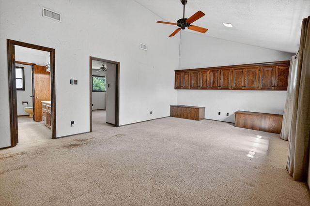 2911 Partridge Circle, Bryan, TX 77802