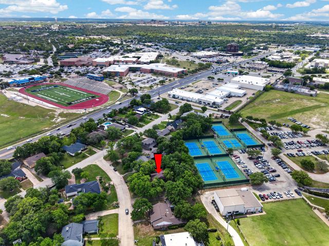 2911 Partridge Circle, Bryan, TX 77802