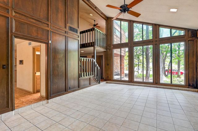 2911 Partridge Circle, Bryan, TX 77802