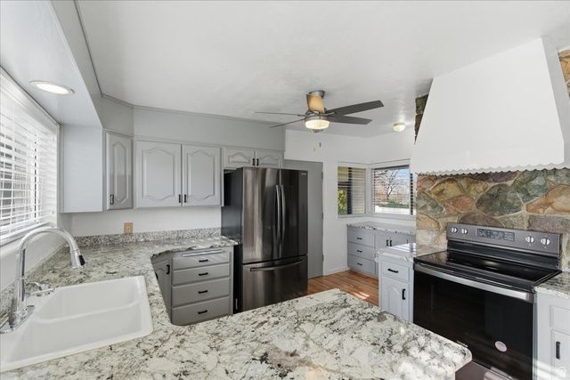 8416 W 3370 S, Magna, UT 84044