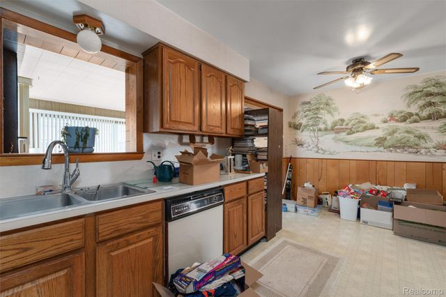 30507 Moulin ave Avenue, Warren, MI 48088