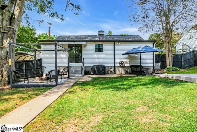 105 Rutledge Avenue, Greenville, SC 29617