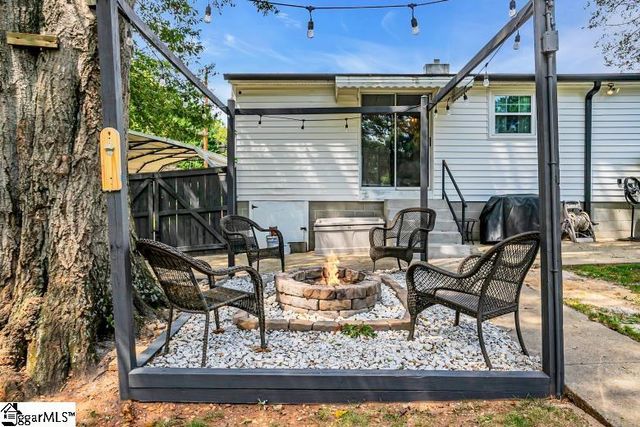 105 Rutledge Avenue, Greenville, SC 29617