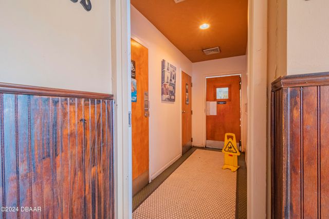 136 S Atlantic Avenue, Daytona Beach, FL 32118