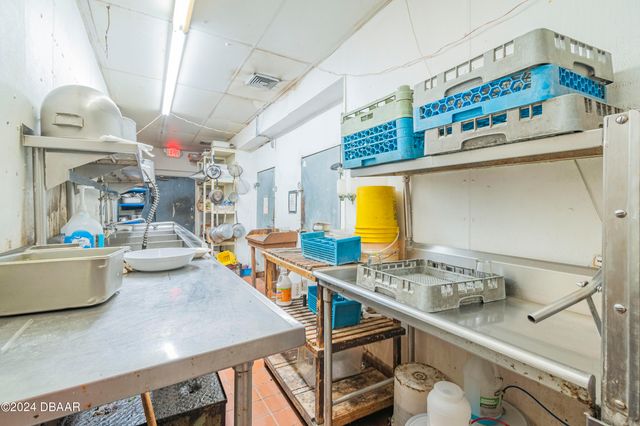 136 S Atlantic Avenue, Daytona Beach, FL 32118