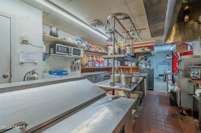 136 S Atlantic Avenue, Daytona Beach, FL 32118