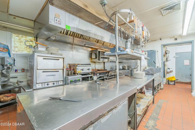 136 S Atlantic Avenue, Daytona Beach, FL 32118