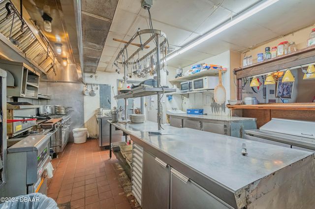 136 S Atlantic Avenue, Daytona Beach, FL 32118