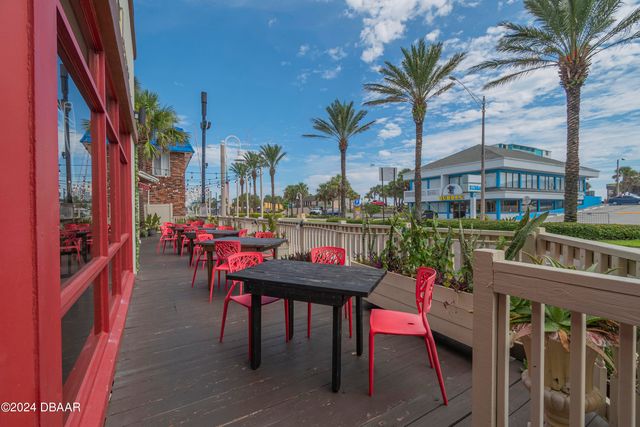 136 S Atlantic Avenue, Daytona Beach, FL 32118