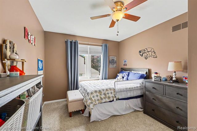 50483 Heatherwood Lane, Utica, MI 48317