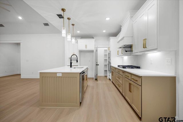 15636 CR 436, Lindale, TX 75771