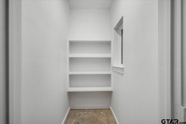 15636 CR 436, Lindale, TX 75771