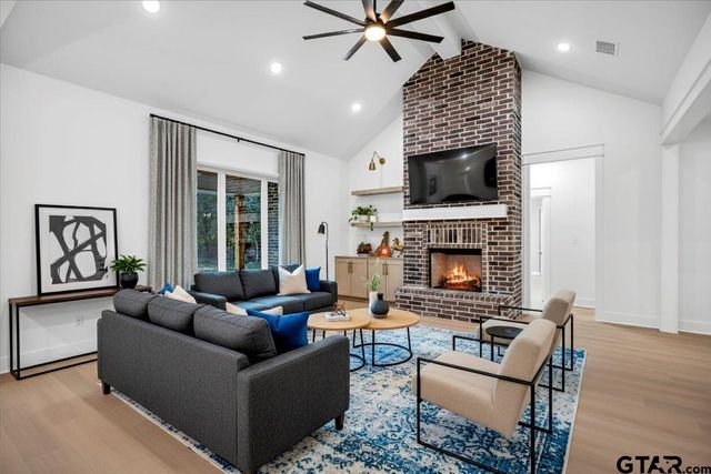 15636 CR 436, Lindale, TX 75771