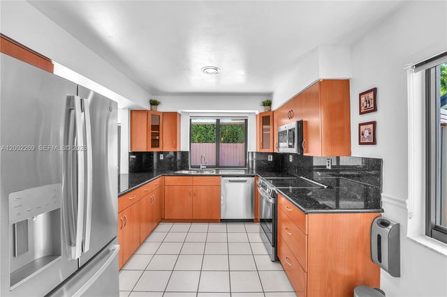 10615 SW 129th Court, Miami, FL 33186